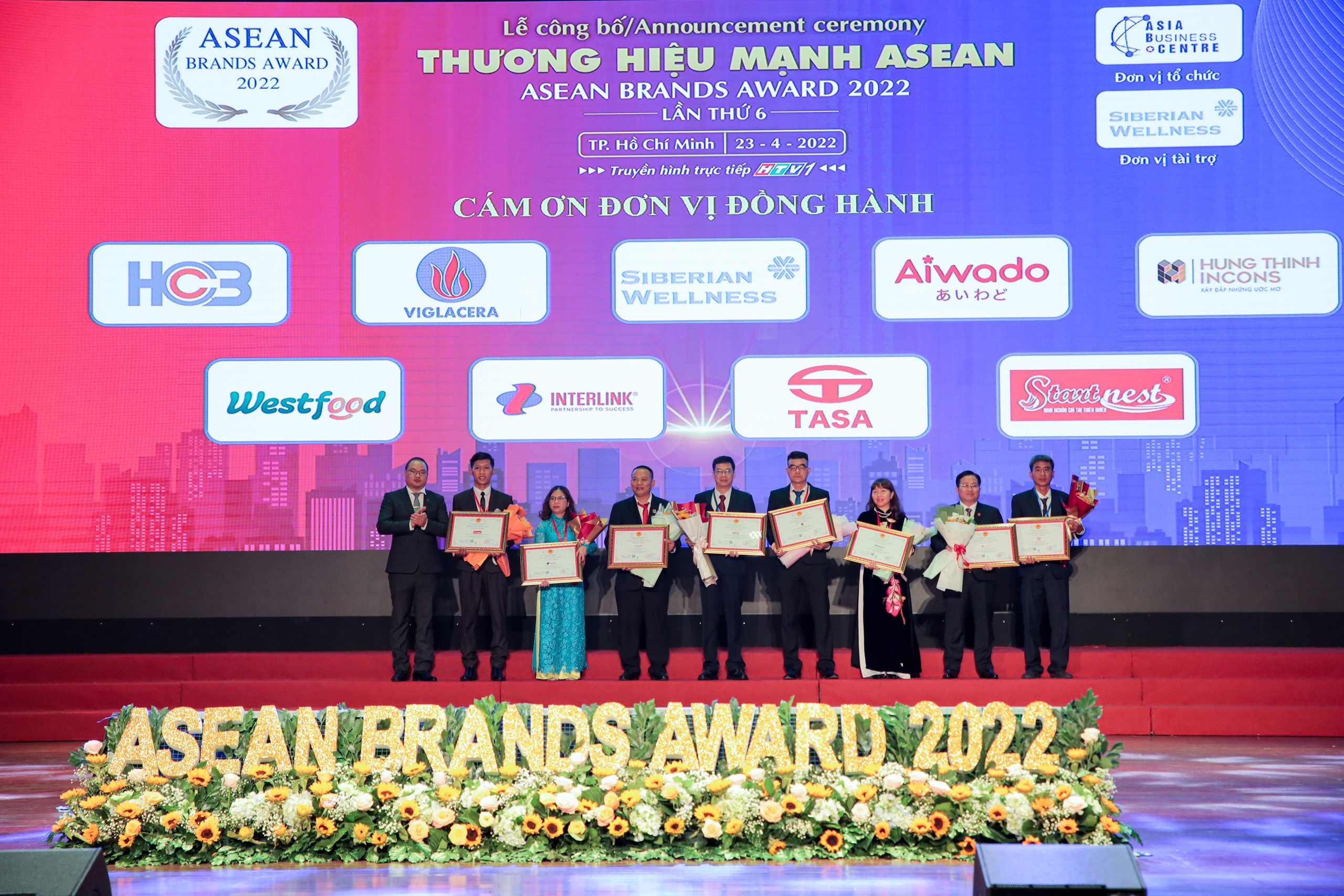 Read more about the article TASA GROUP VINH DỰ NHẬN GIẢI THƯỞNG TOP 10 THƯƠNG HIỆU MẠNH ASEAN & NHÀ LÃNH ĐẠO TIÊU BIỂU ASEAN 2022.
