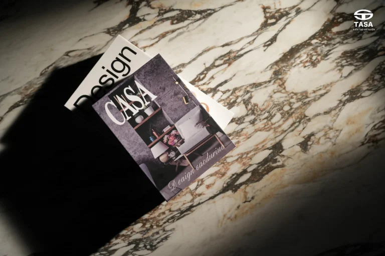 CALACATTA VIOLA – THE FREE-SPIRITED PURPLE VEINS ON WHITE MARBLE